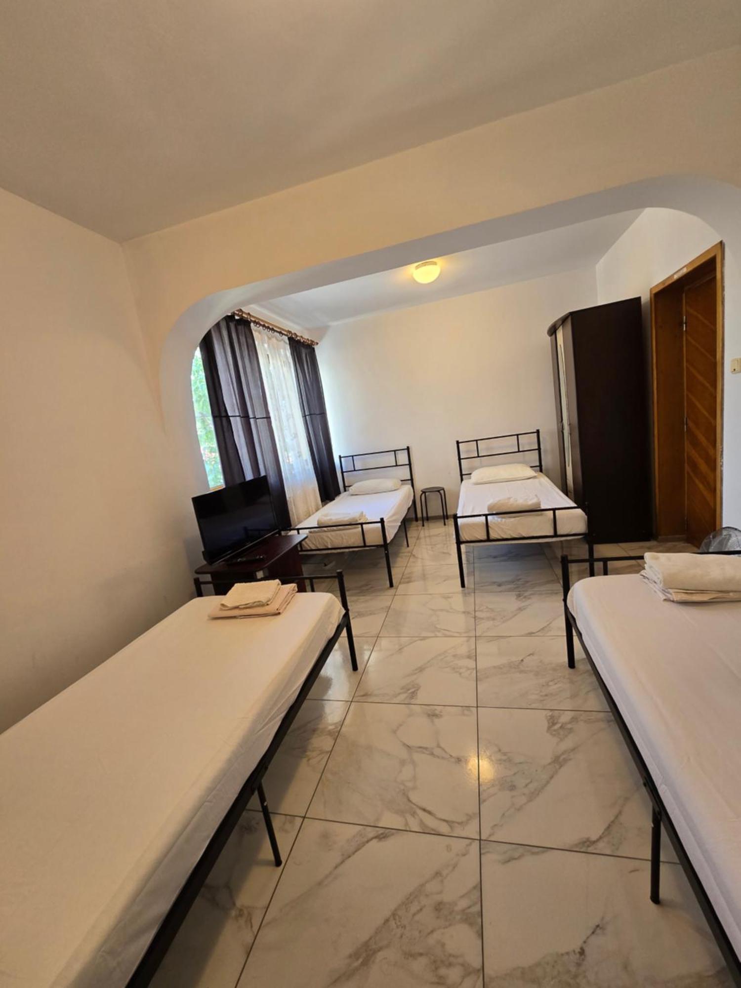Z Villa Βουκουρέστι Εξωτερικό φωτογραφία
