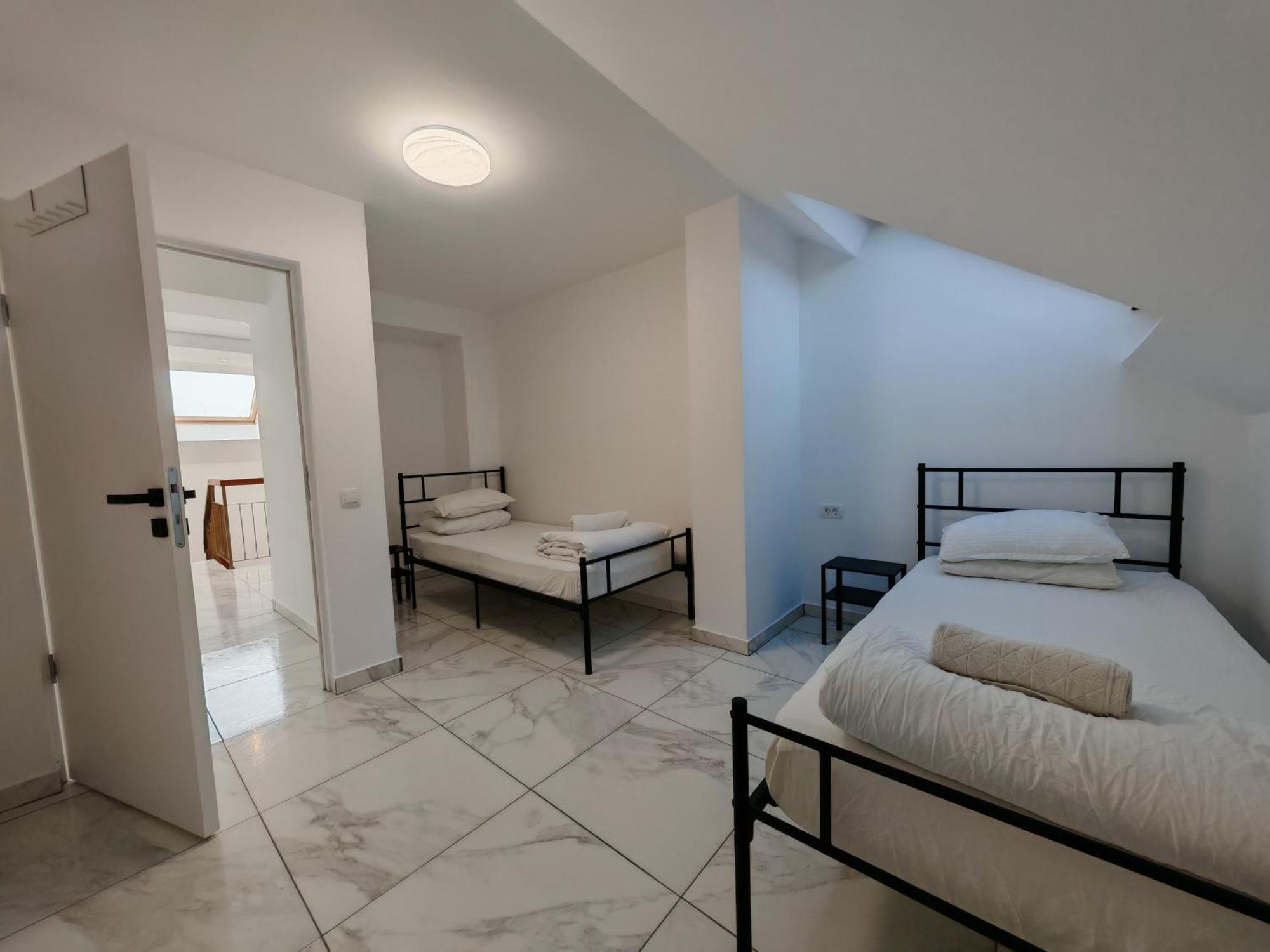 Z Villa Βουκουρέστι Εξωτερικό φωτογραφία